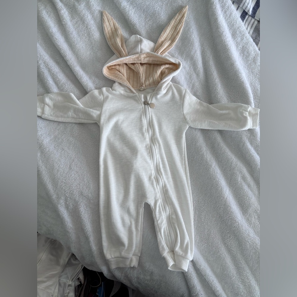 Bunny Hooded Romper 6–12M 🐰 Long Ear Zip Jumpsuit